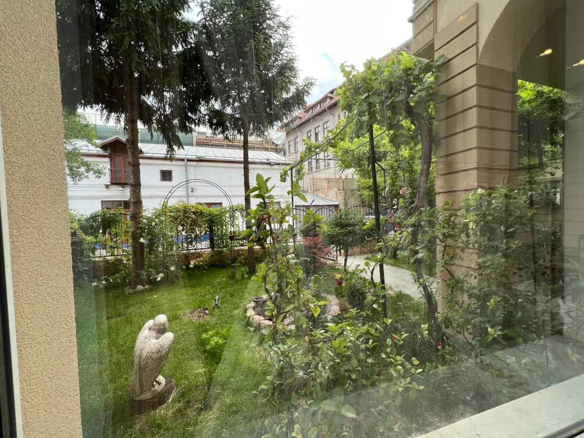 Hotel Boutique Cathedral Plaza Residences Room For Rent Downtown Bucarest Esterno foto