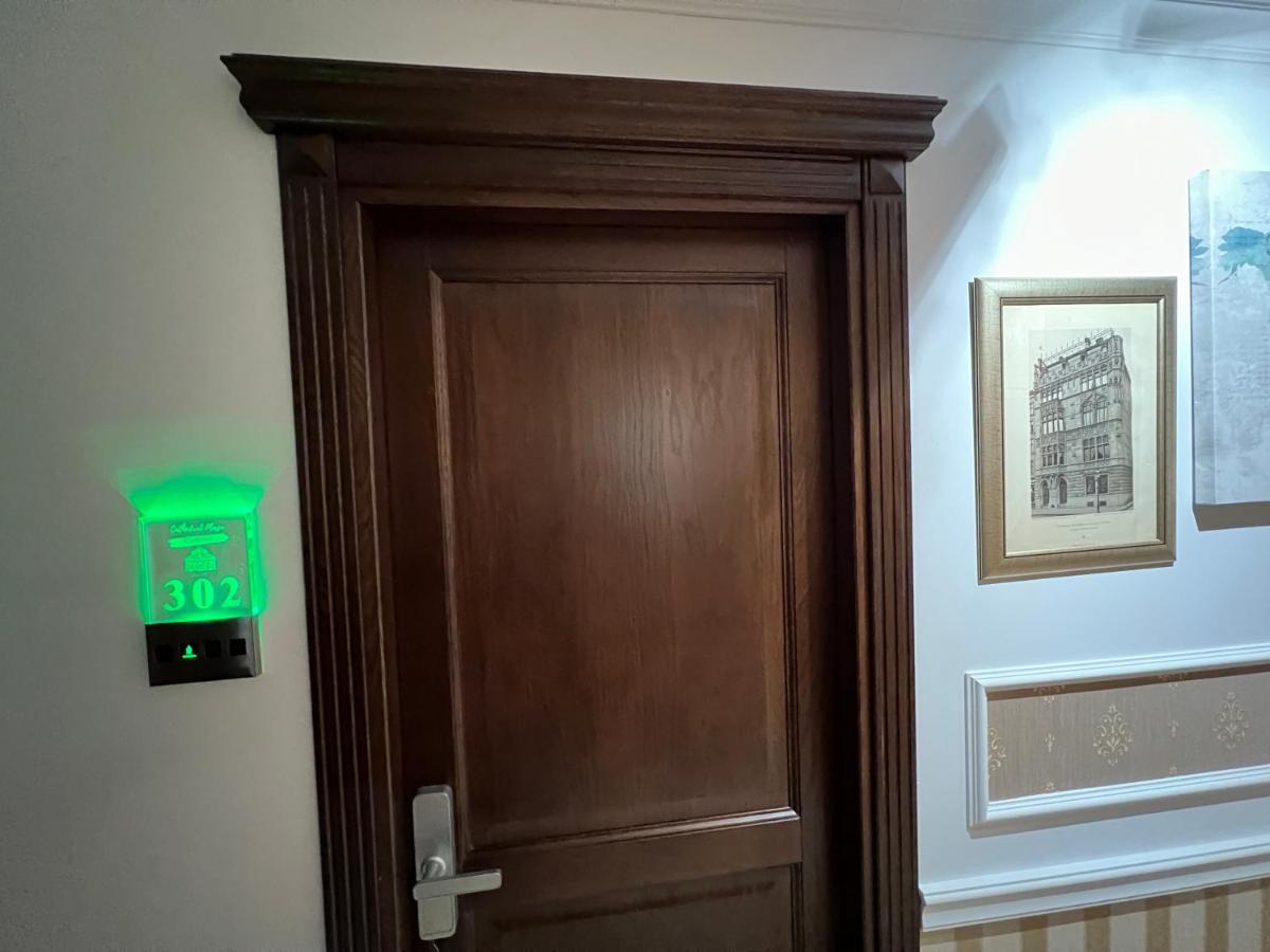 Hotel Boutique Cathedral Plaza Residences Room For Rent Downtown Bucarest Esterno foto