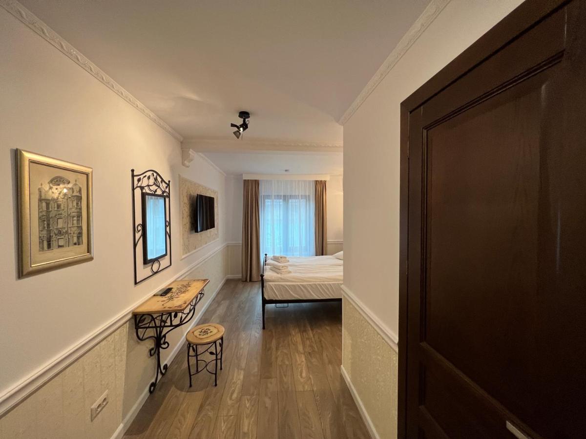 Hotel Boutique Cathedral Plaza Residences Room For Rent Downtown Bucarest Esterno foto