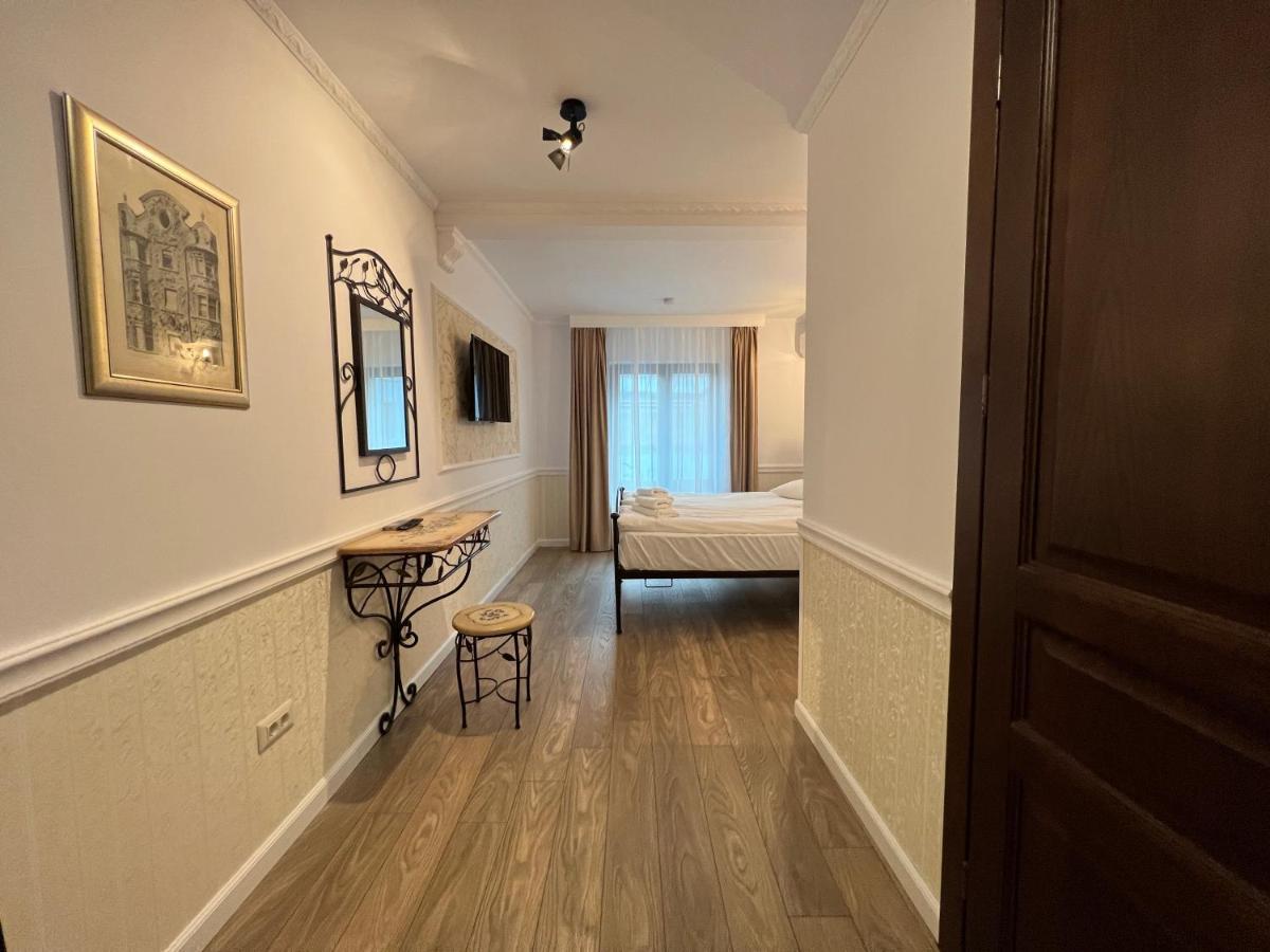 Hotel Boutique Cathedral Plaza Residences Room For Rent Downtown Bucarest Esterno foto