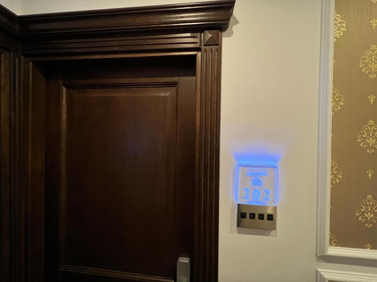 Hotel Boutique Cathedral Plaza Residences Room For Rent Downtown Bucarest Esterno foto